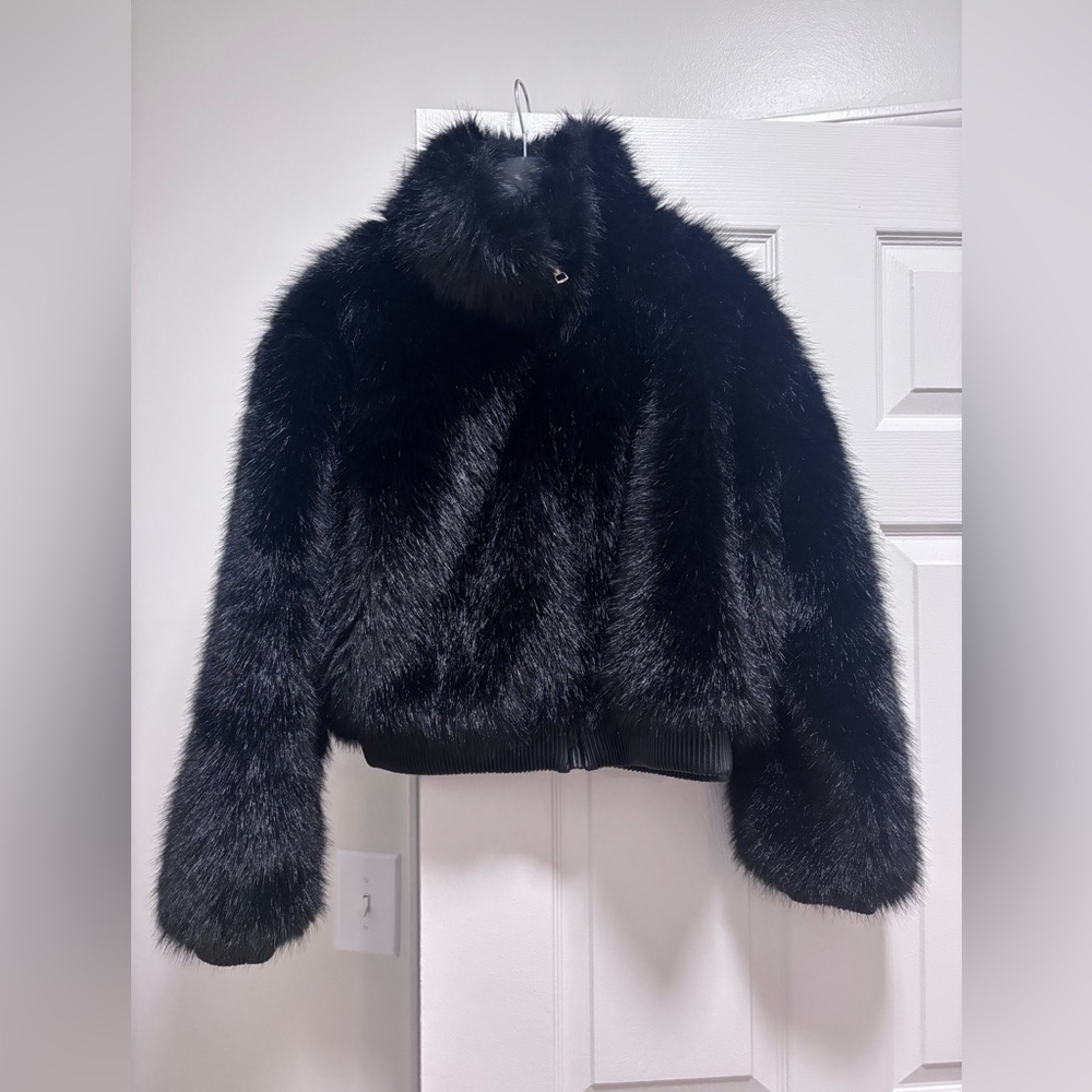 Zara Black Faux Fur Teddy Bomber Jacket - Picture 4 of 10